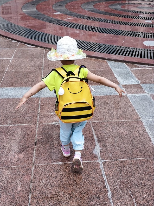 fun-child-recreation-boy-little picture material