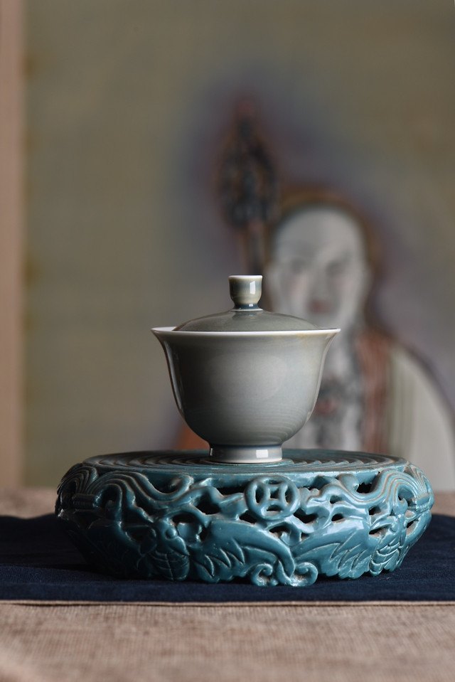 亦如烟灰青 图片素材