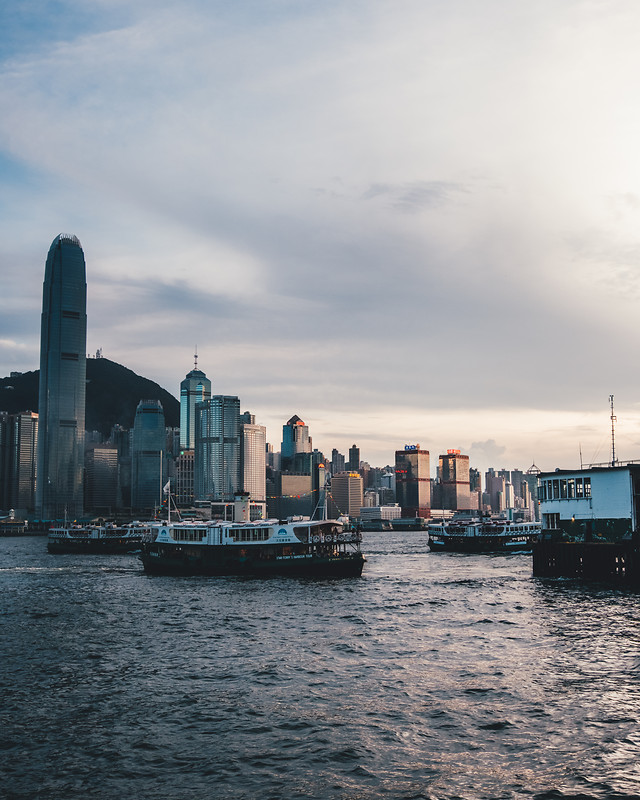 city-water-skyline-sky-cityscape 图片素材