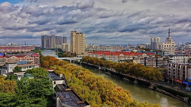 city-cityscape-skyline-sky-river 图片素材