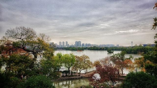 sky-water-city-tree-river picture material