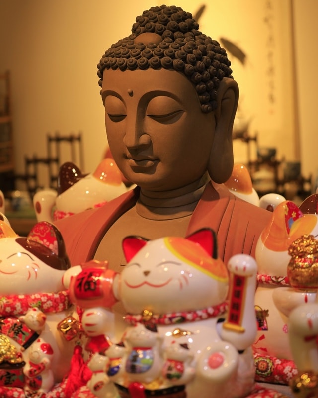 statue-close-up-sculpture-temple-figurine picture material