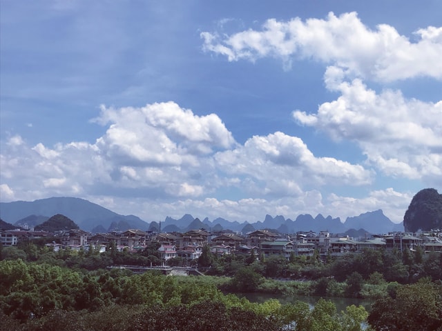 sky-mountain-tree-hill-landscape 图片素材