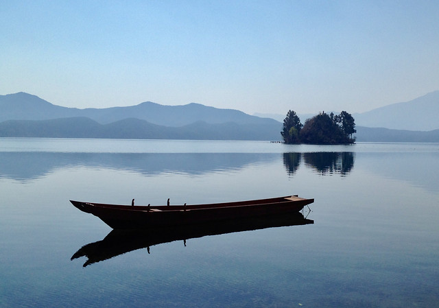 no-person-water-lake-travel-watercraft picture material