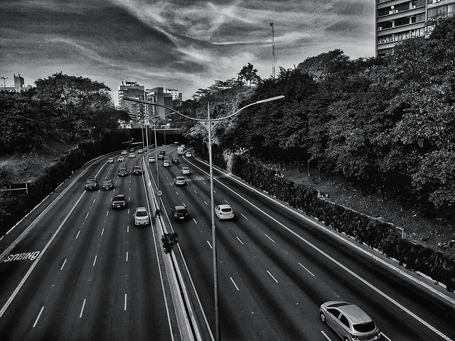 street-transportation-system-road-monochrome-city 图片素材
