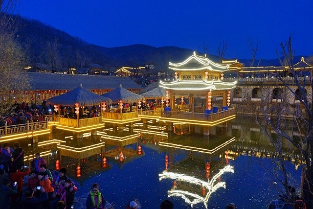 tourism-reflection-city-sky-evening picture material