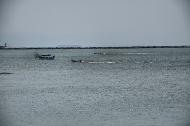 water-sea-sky-water-resources-calm 图片素材
