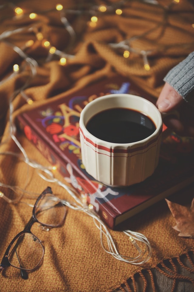 cup-drink-coffee-no-person-table 图片素材