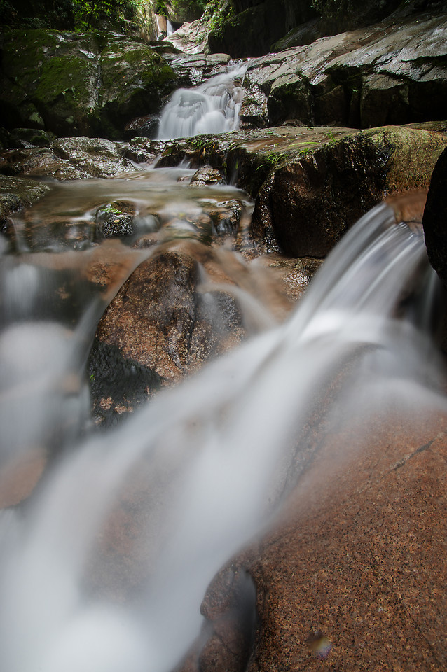 waterfall-water-river-nature-stream 图片素材