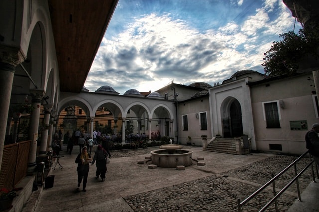 building-sky-property-architecture-courtyard 图片素材