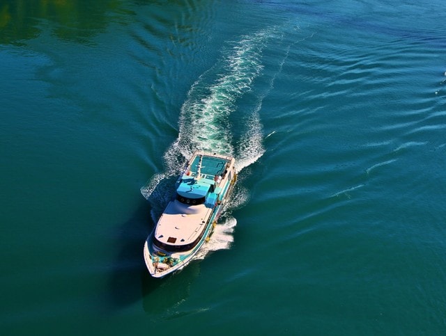 water-boat-sea-watercraft-river picture material