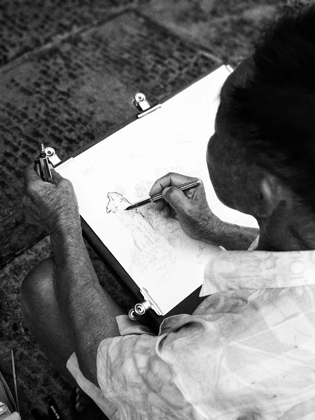 people-one-man-adult-white picture material