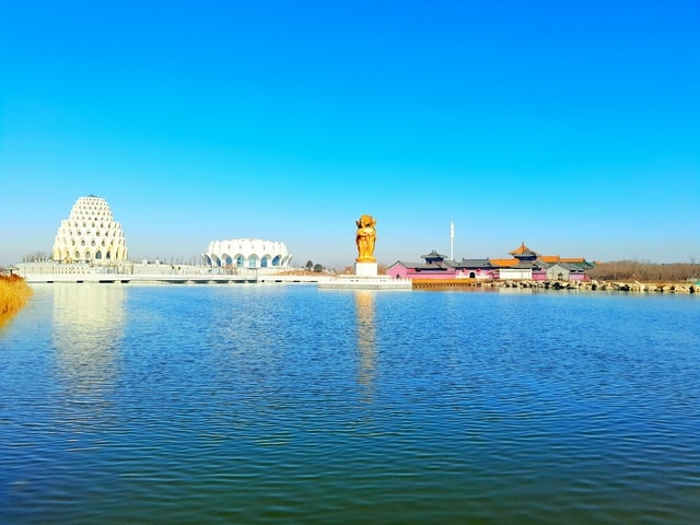 sky-water-blue-daytime-landmark 图片素材