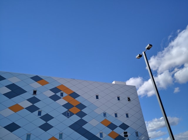 sky-blue-cloud-daytime-architecture 图片素材