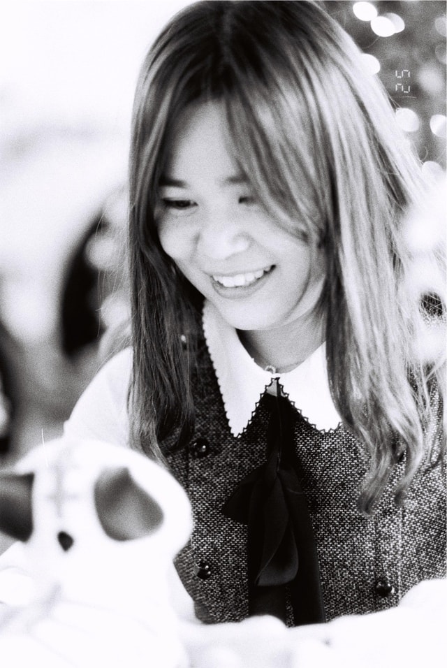 hair-white-black-black-and-white-photograph 图片素材