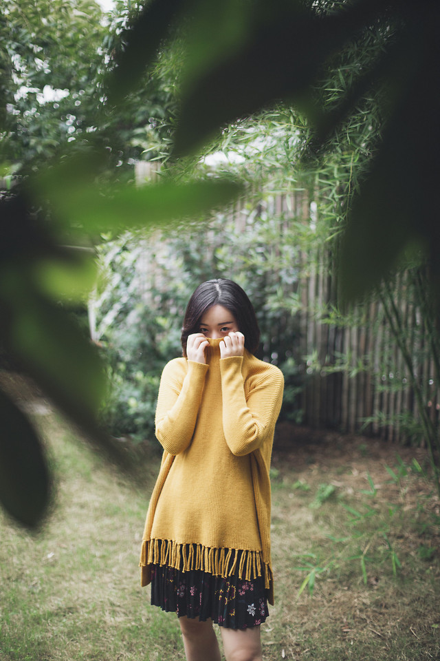 girl-nature-wood-portrait-woman 图片素材