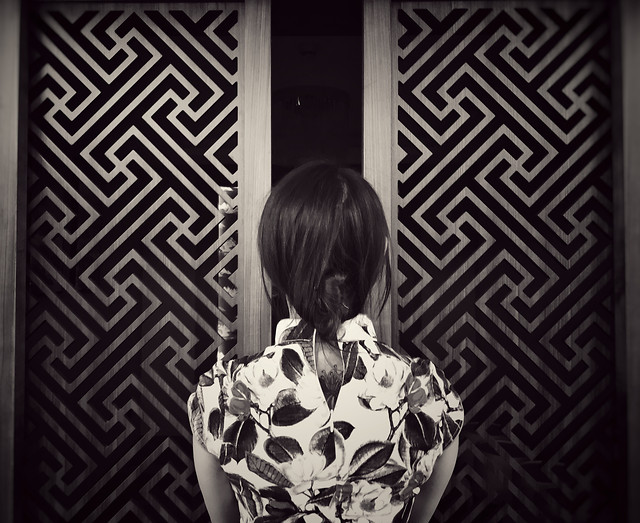 woman-people-fashion-portrait-black picture material