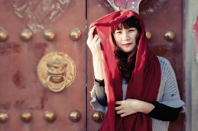people-portrait-red-woman-one 图片素材