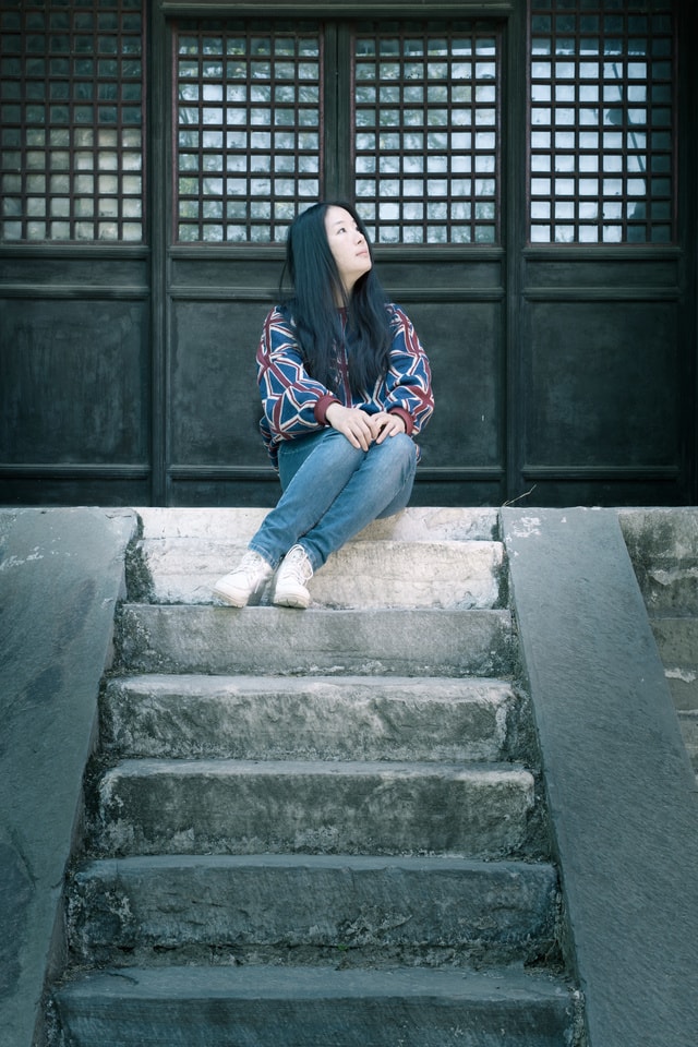 oisoji-temple-portrait-woman-photograph-snapshot picture material