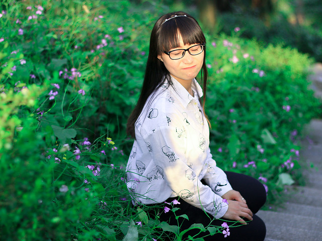 nature-flower-girl-park-green 图片素材