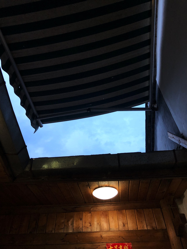 light-window-no-person-architecture-shadow 图片素材