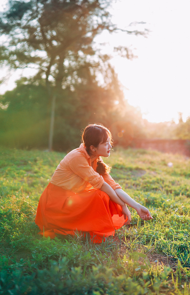 child-nature-park-grass-girl 图片素材