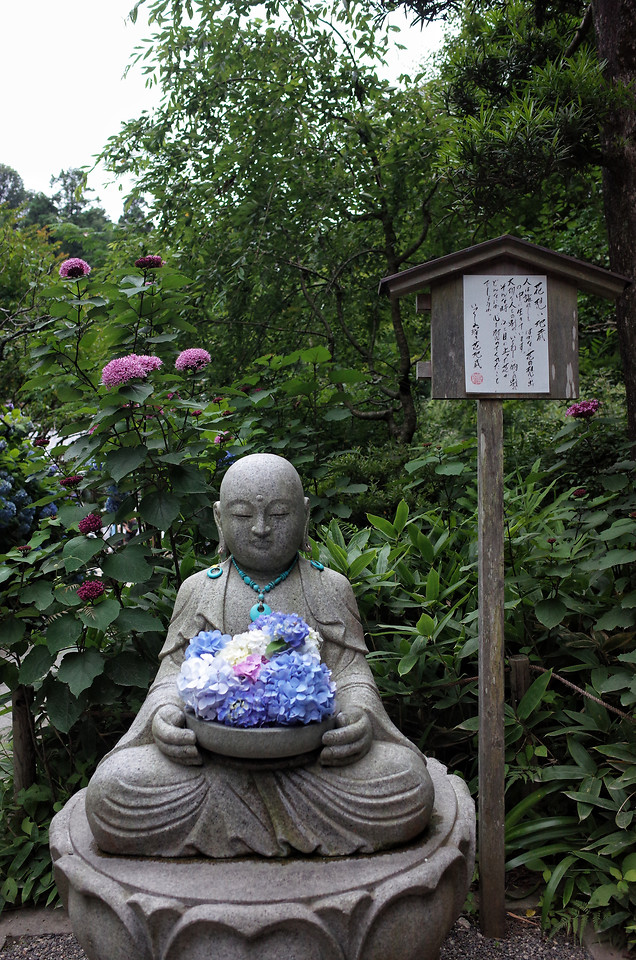 garden-religion-flower-people-statue 图片素材