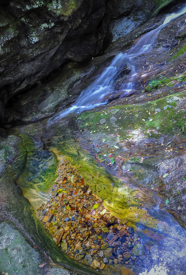 山泉 picture material