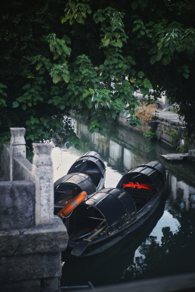 water-no-person-vehicle-reflection-outdoors 图片素材