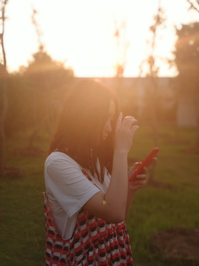 people-blur-adult-one-outdoors 图片素材