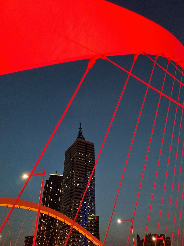 city-architecture-red-sky-bridge 图片素材