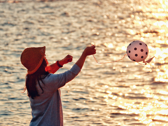 beach-water-people-one-red picture material
