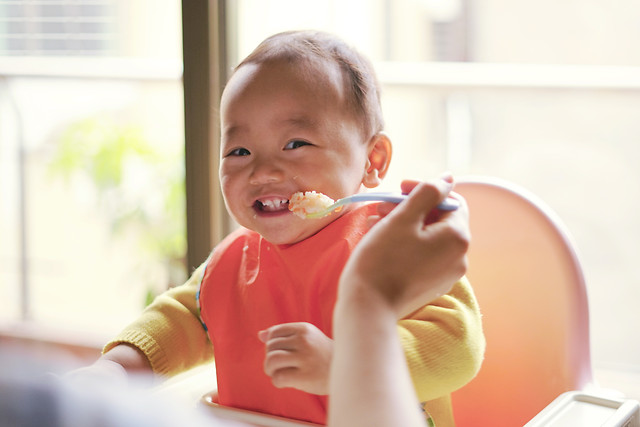 child-indoors-people-baby-cute picture material