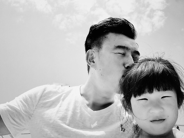 people-love-portrait-child-man 图片素材