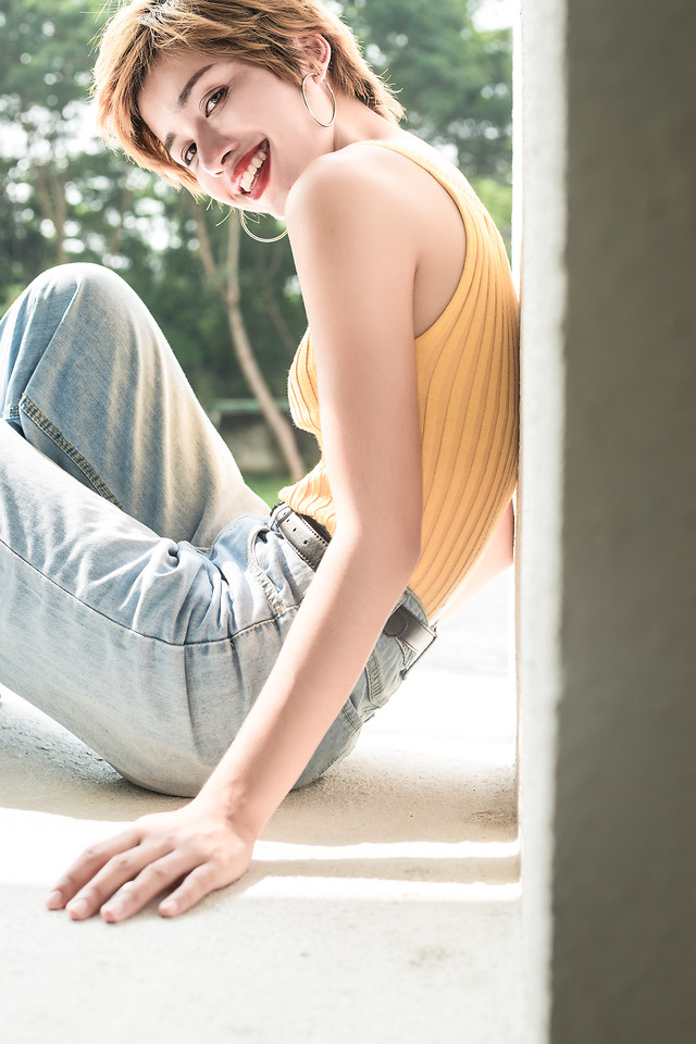 woman-girl-fashion-outdoors-summer picture material
