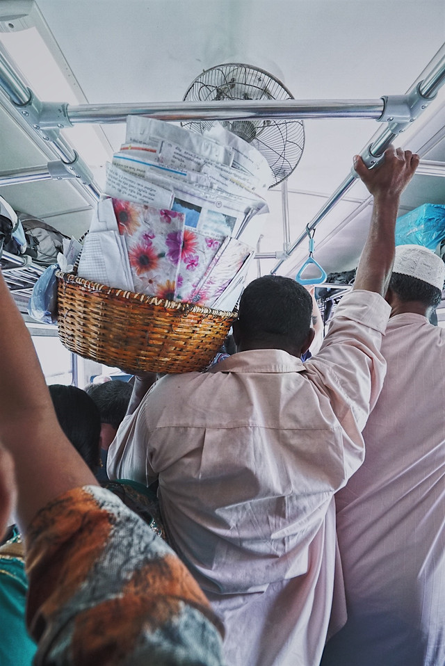 people-man-adult-group-woman 图片素材