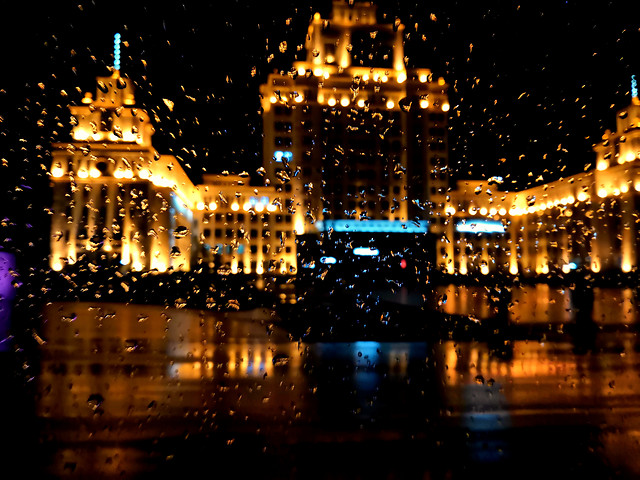 city-no-person-architecture-reflection-illuminated 图片素材