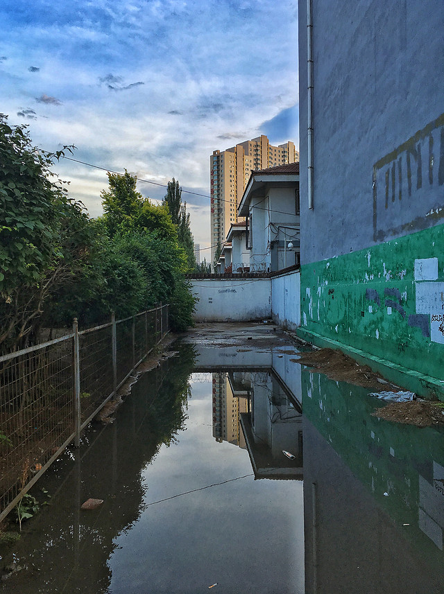 water-reflection-waterway-no-person-architecture picture material