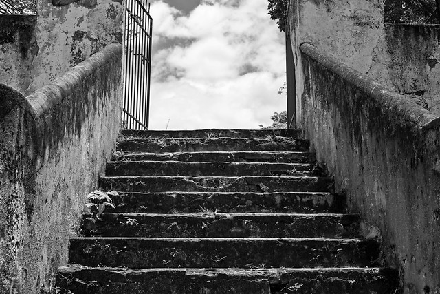 step-no-person-old-architecture-abandoned 图片素材