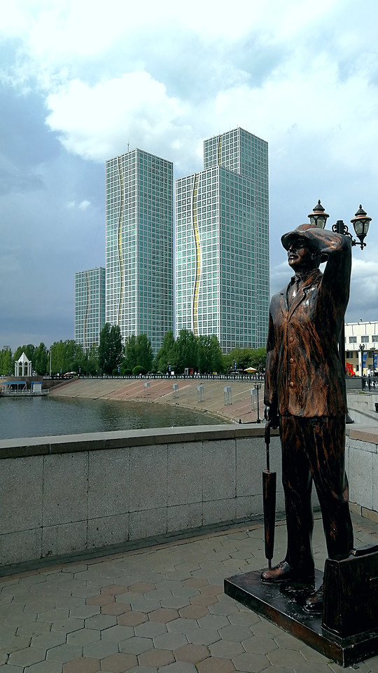 architecture-city-people-travel-outdoors 图片素材