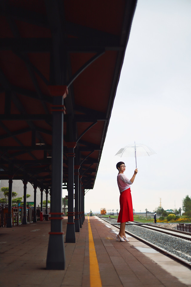sky-architecture-people-bridge-street 图片素材
