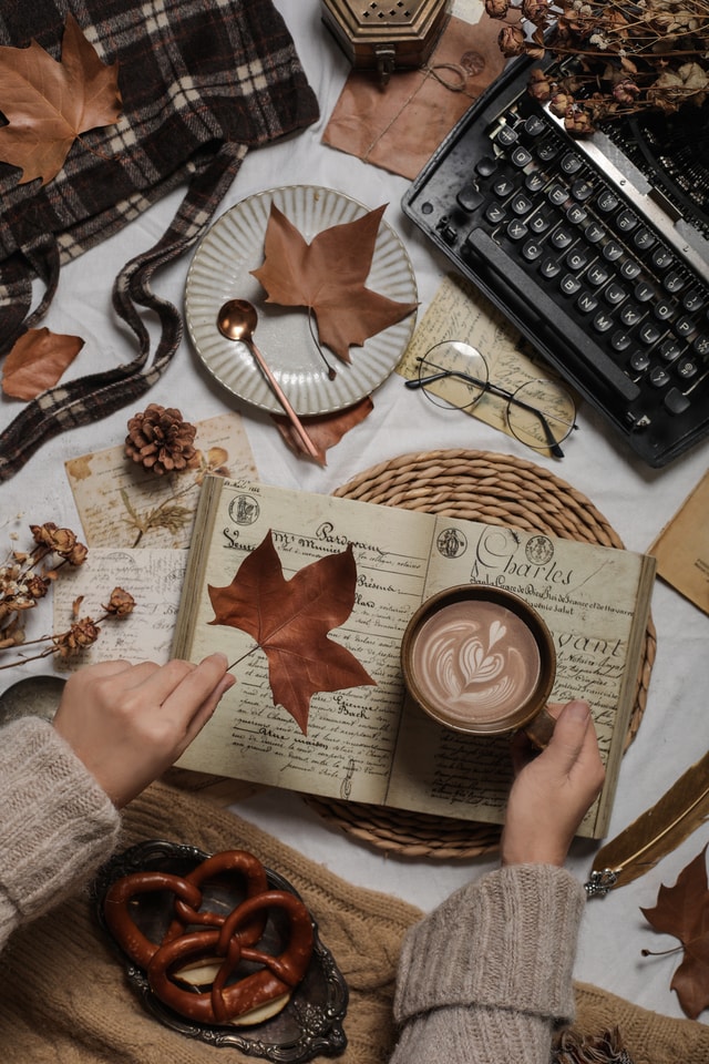 coffee-maple-leaf-afternoon-tea-food-chocolate 图片素材