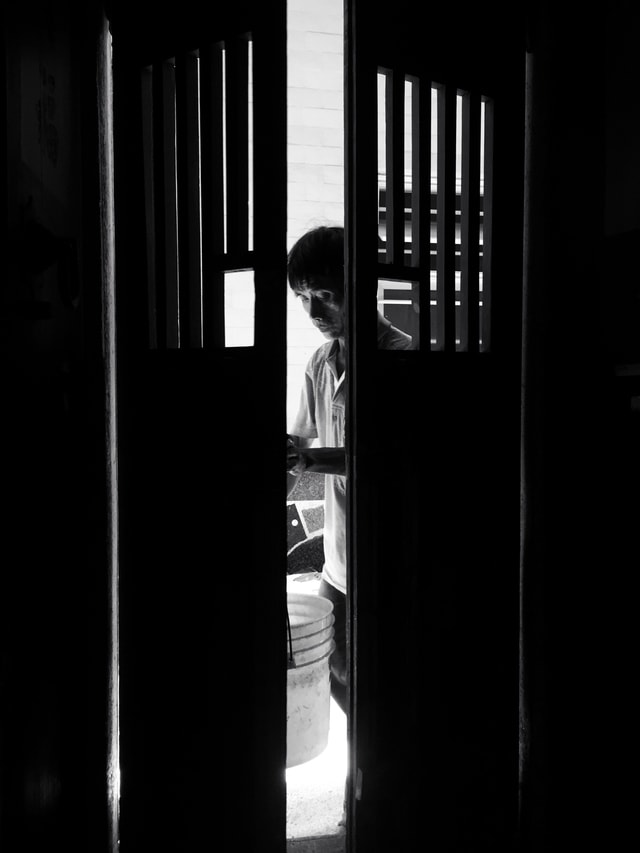 light-monochrome-window-shadow-door 图片素材