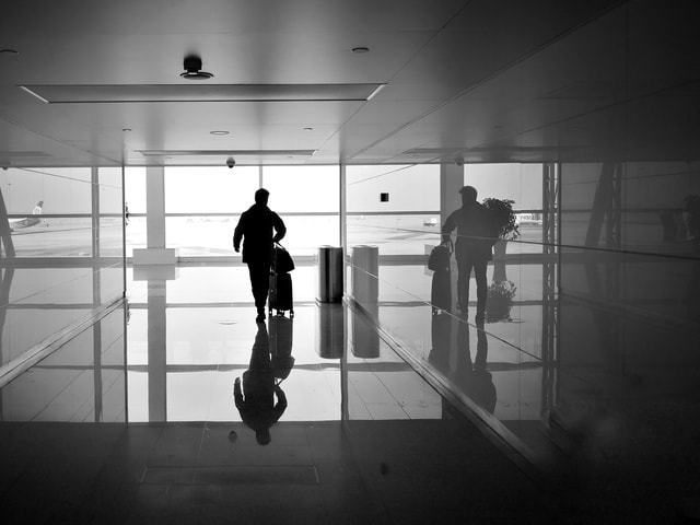 light-monochrome-reflection-shadow-window 图片素材