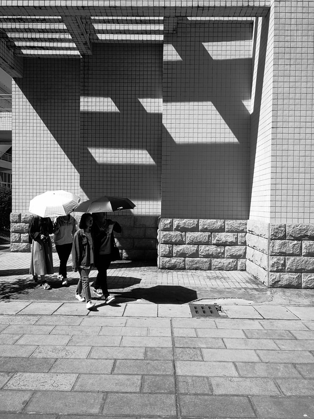 black-and-white-wall-architecture-monochrome-street 图片素材