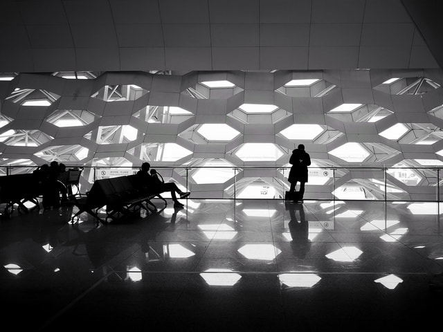 light-reflection-monochrome-airport-subway-system 图片素材