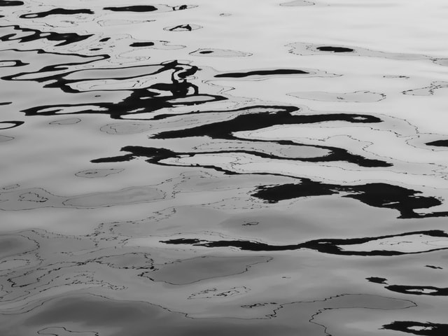 water-reflection-wave-no-person-lake picture material