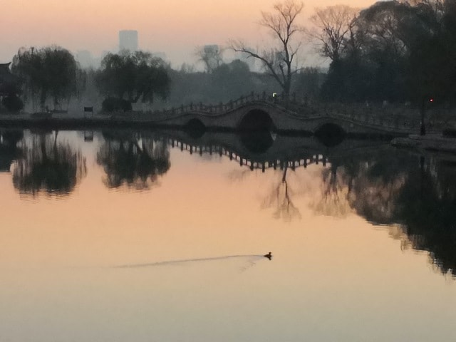 reflection-water-waterway-river-sky 图片素材