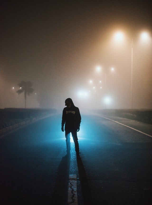 mood-night-light-fog-atmosphere 图片素材