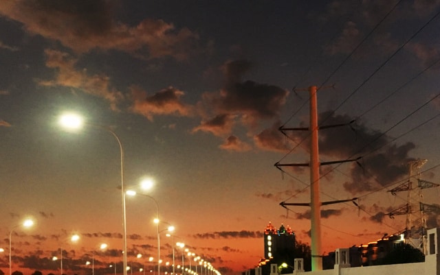 sunset-sky-cloud-street-light-night 图片素材
